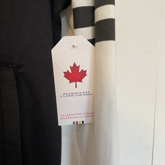 NWT Hudson's Bay Cotton Full Zip Hoodie - Picture 3 of 7